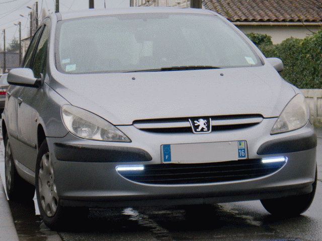 feux Peugeot